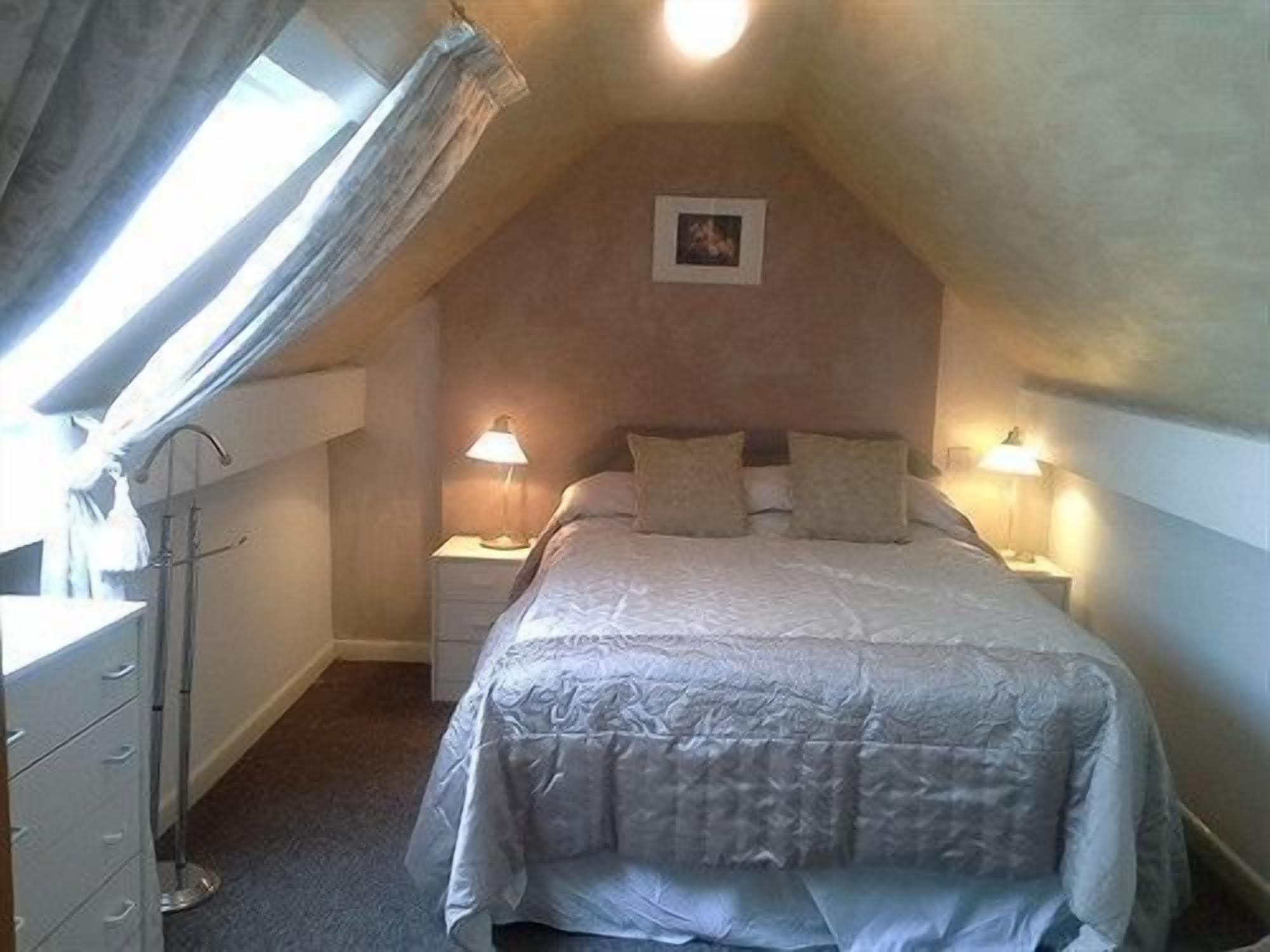 Green Bank Guest House Barrow-in-Furness Dış mekan fotoğraf