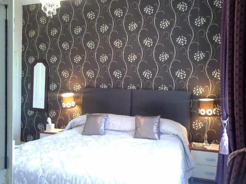 Green Bank Guest House Barrow-in-Furness Dış mekan fotoğraf